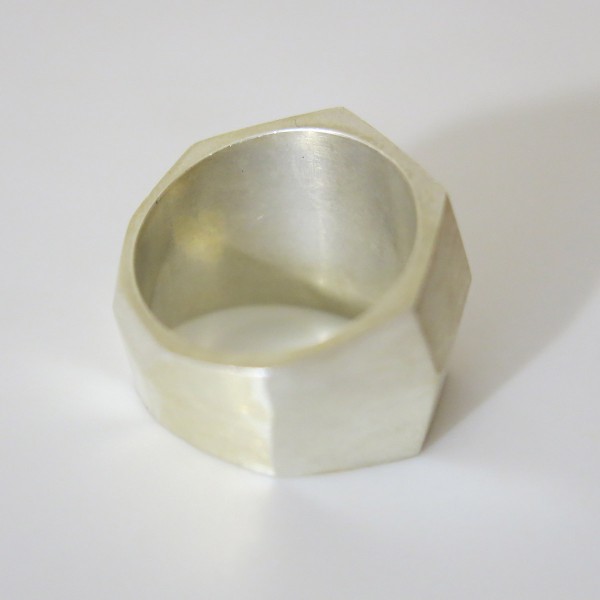 "anillo-3-modelado de plata único"